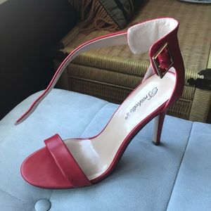Breckelle’s 7.5 Red Sydney-31 Rule Breaker Heel